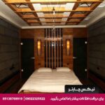 در اتاق برای راحتی شما دوش، تلویزیون، حوله حمام و دمپایی در نظر گرفته شده است. امکانات اتاق بسته به نوع اتاق متفاوت است.