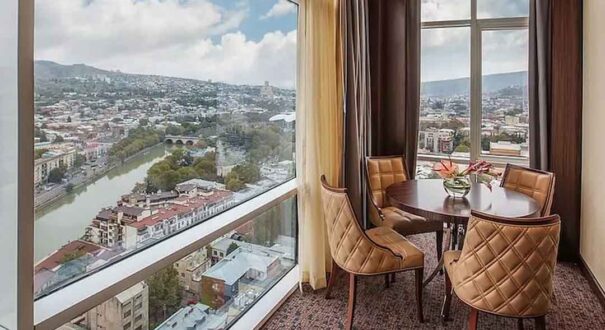 هتل بیلتمور (The Biltmore Hotel) تفلیس