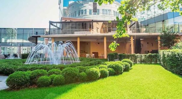 هتل بیلتمور (The Biltmore Hotel) تفلیس