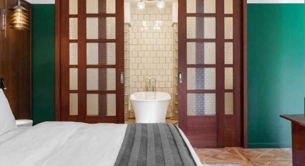 هتل آفیشا (Hotel Afisha) تفلیس