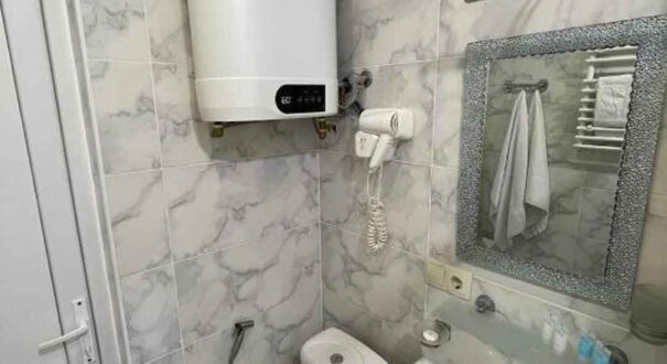 هتل راک هتل فرست لاین (Rock Hotel First Line) باتومی