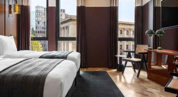 هتل آفیشا (Hotel Afisha) تفلیس
